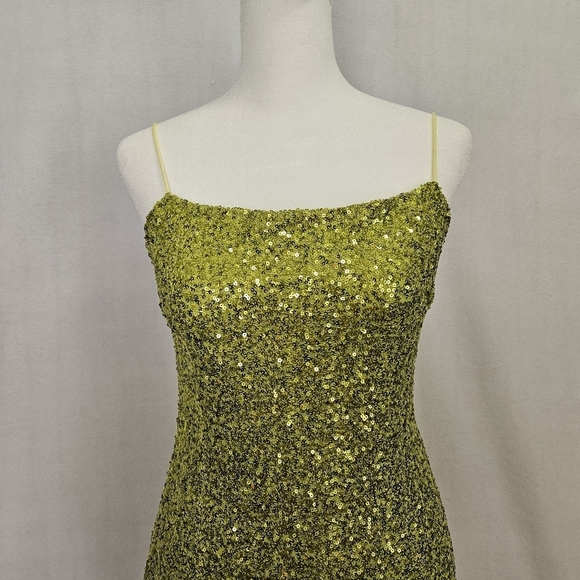 Boutique Women's Chartreuse Green Sequinef Mini Slip Dress Size L - Picture 2 of 8